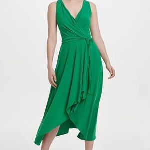 Dkny Green Sleeveless V-Neck High Low Dress Like New